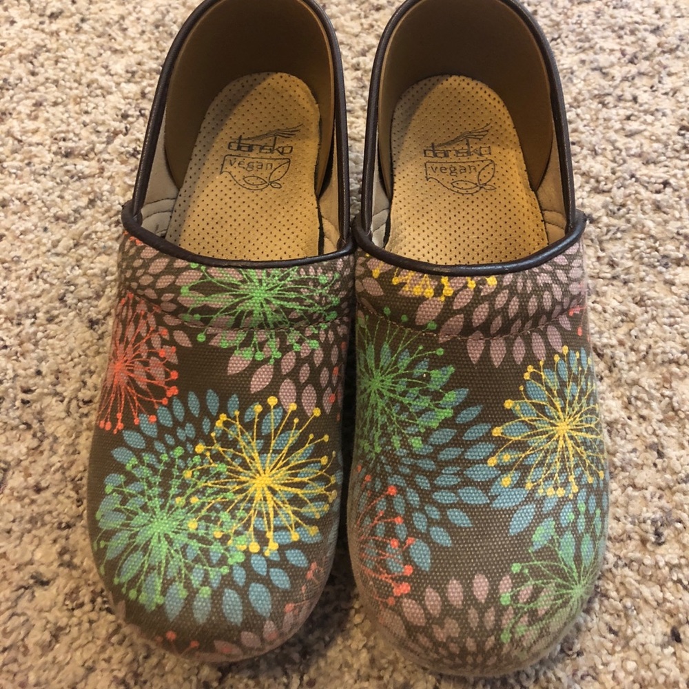 Floral Vegan Dansko Professional